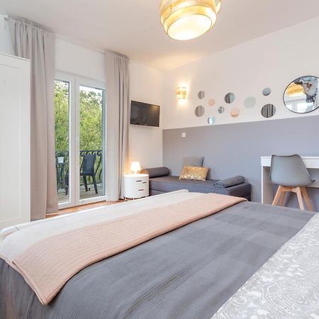 Mamma Mia Apartments-City Center Хвар Экстерьер фото