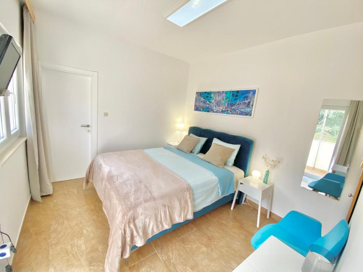 Mamma Mia Apartments-City Center Хвар Экстерьер фото