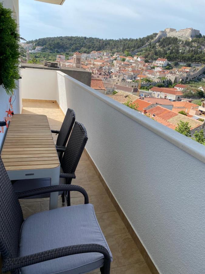 Mamma Mia Apartments-City Center Хвар Экстерьер фото