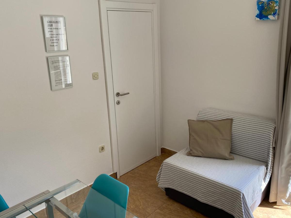 Mamma Mia Apartments-City Center Хвар Экстерьер фото