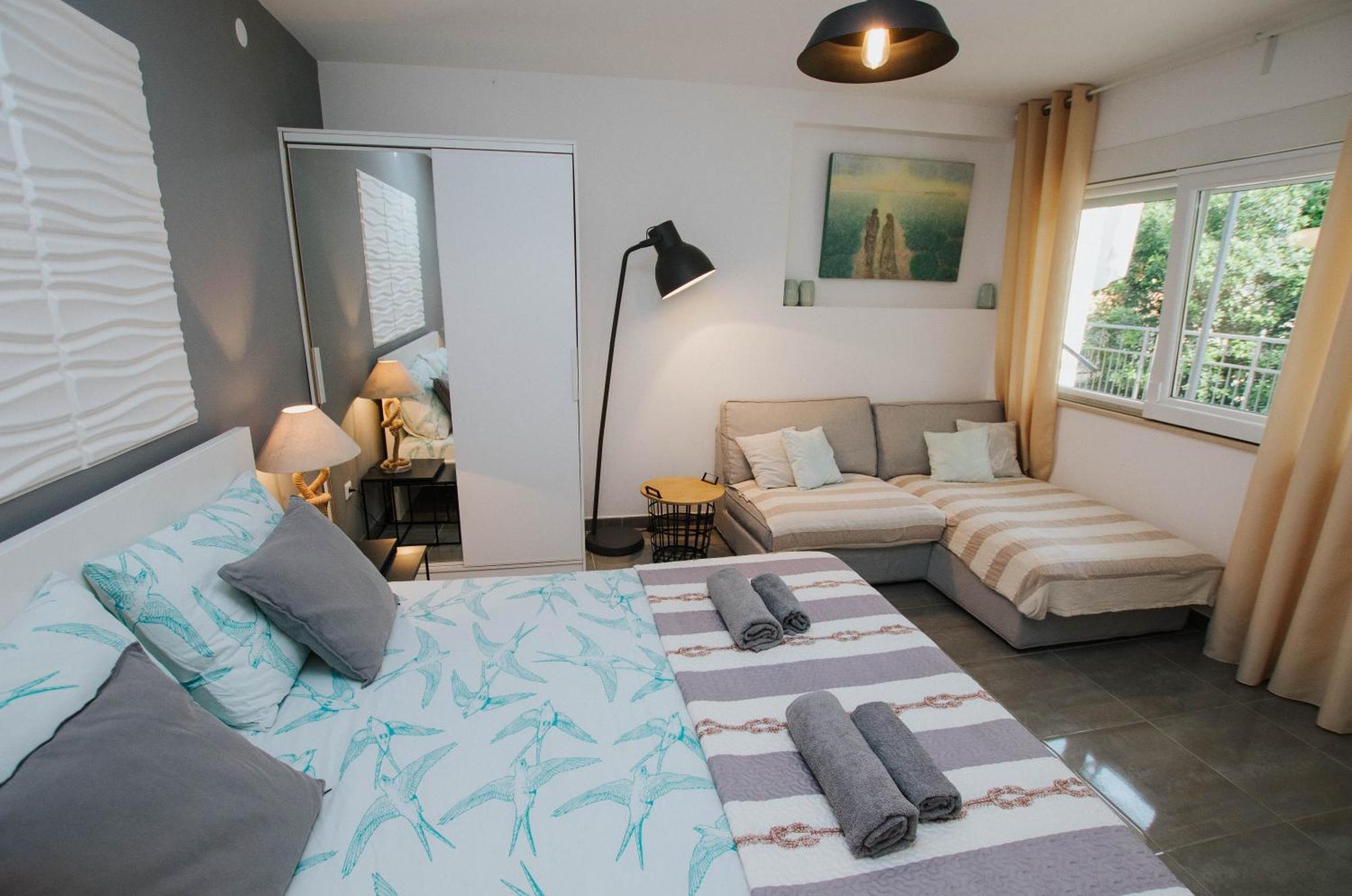 Mamma Mia Apartments-City Center Хвар Экстерьер фото