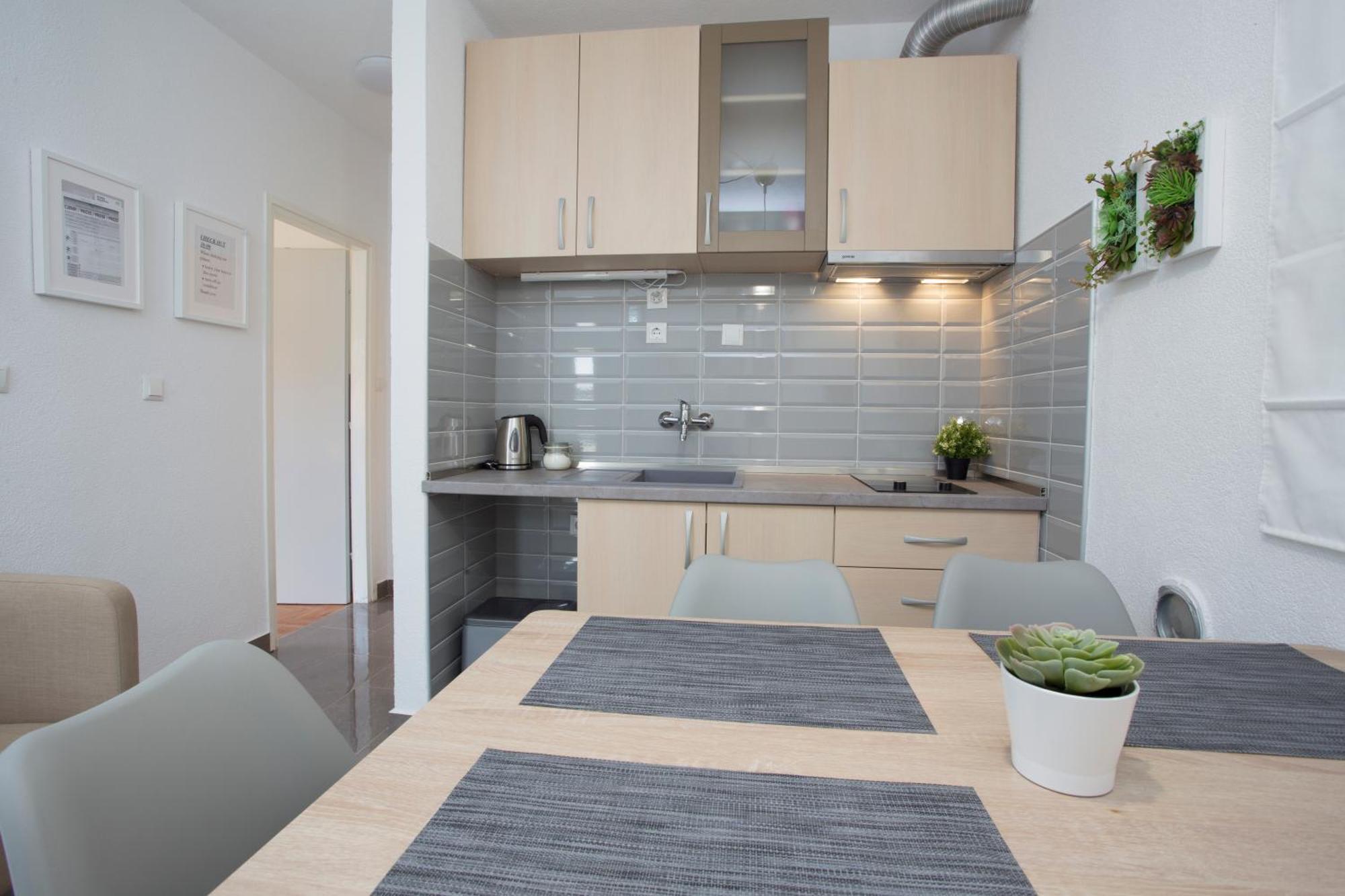 Mamma Mia Apartments-City Center Хвар Экстерьер фото
