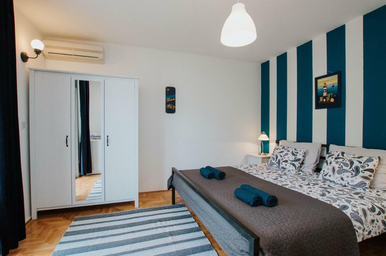 Mamma Mia Apartments-City Center Хвар Экстерьер фото