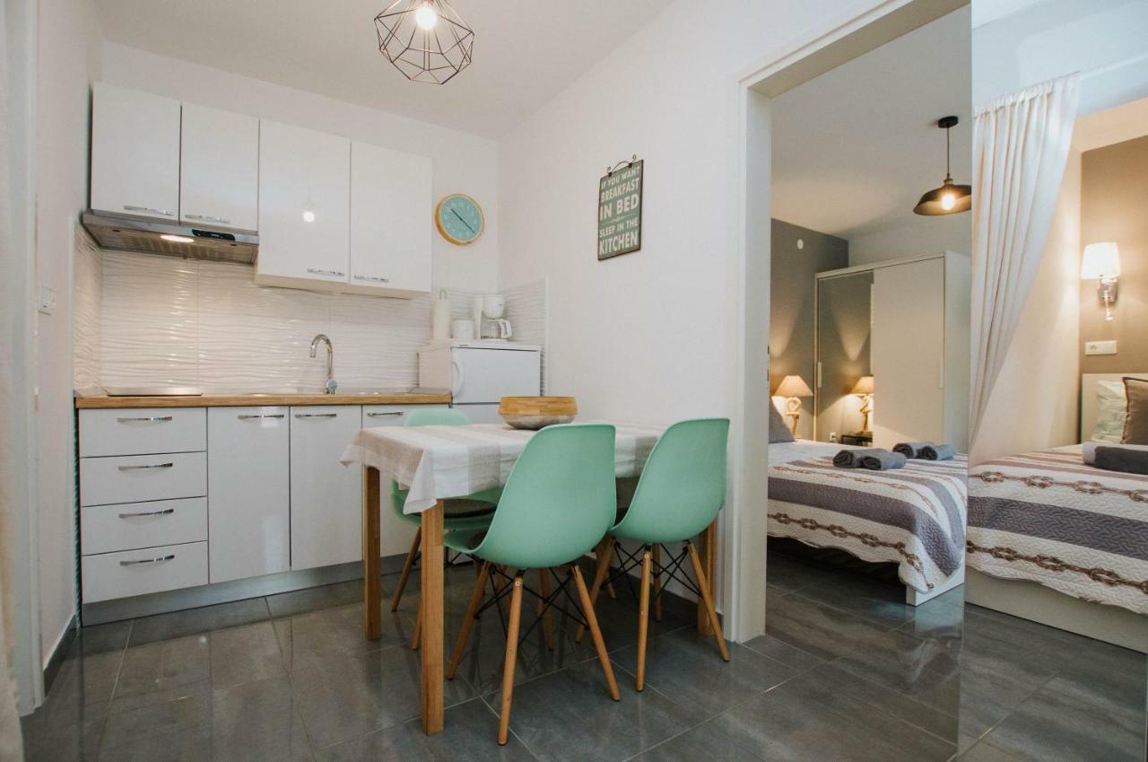 Mamma Mia Apartments-City Center Хвар Экстерьер фото