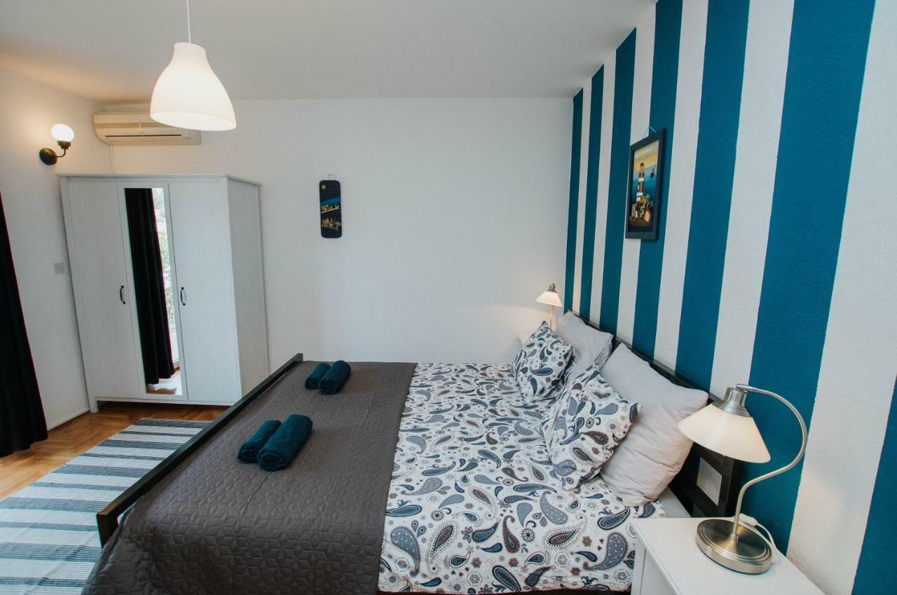 Mamma Mia Apartments-City Center Хвар Экстерьер фото